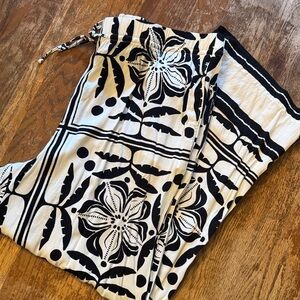 EUC drawstring printed pants